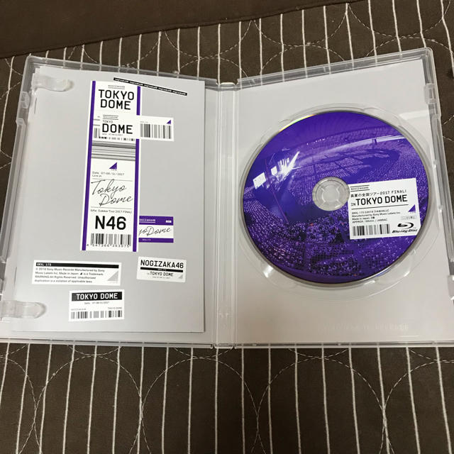 乃木坂46(ノギザカフォーティーシックス)の乃木坂46 真夏の全国ツアー2017 東京ドーム Blu-ray エンタメ/ホビーのDVD/ブルーレイ(ミュージック)の商品写真
