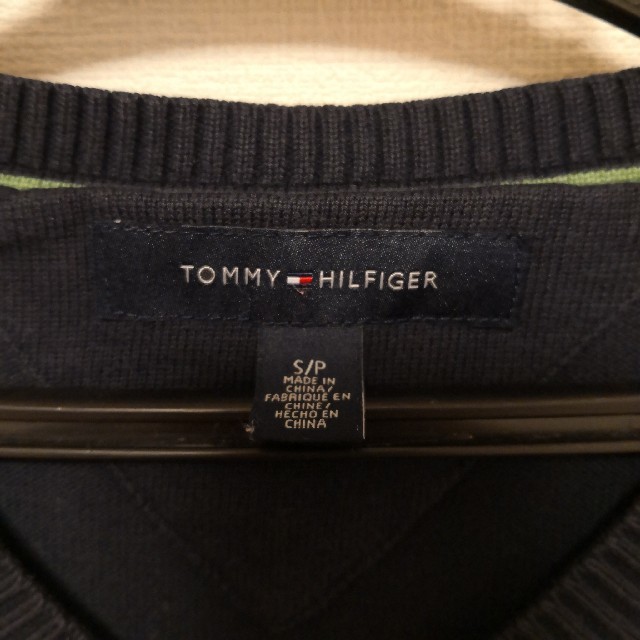 TOMMY HILFIGER(トミーヒルフィガー)のTOMMY HILFIGER薄手のニット メンズのトップス(ニット/セーター)の商品写真