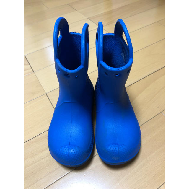 crocs(クロックス)のクロックス レインブーツ キッズ/ベビー/マタニティのキッズ靴/シューズ(15cm~)(長靴/レインシューズ)の商品写真