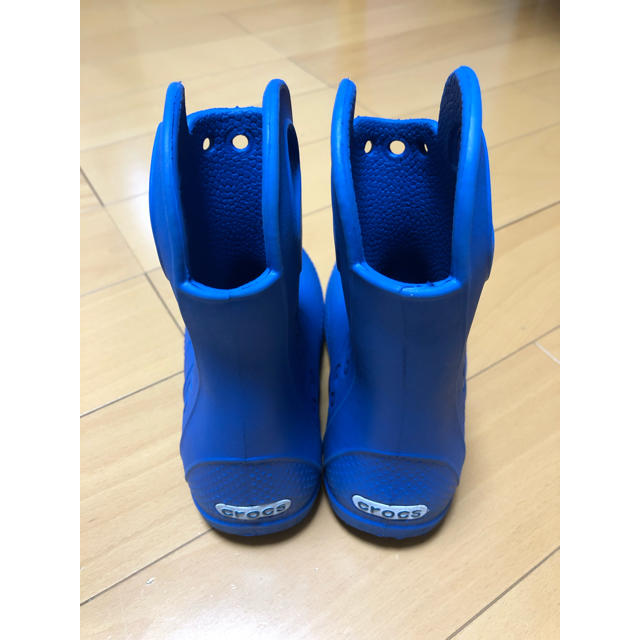 crocs(クロックス)のクロックス レインブーツ キッズ/ベビー/マタニティのキッズ靴/シューズ(15cm~)(長靴/レインシューズ)の商品写真