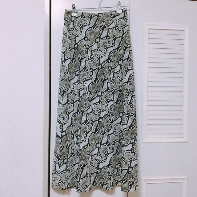 STYLENANDA(スタイルナンダ)の1989◇パイソンスカート◇韓国ファッション レディースのスカート(ロングスカート)の商品写真