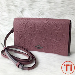 コーチ(COACH)のCoach Foldover Crossbody Clutch クラッチ(クラッチバッグ)