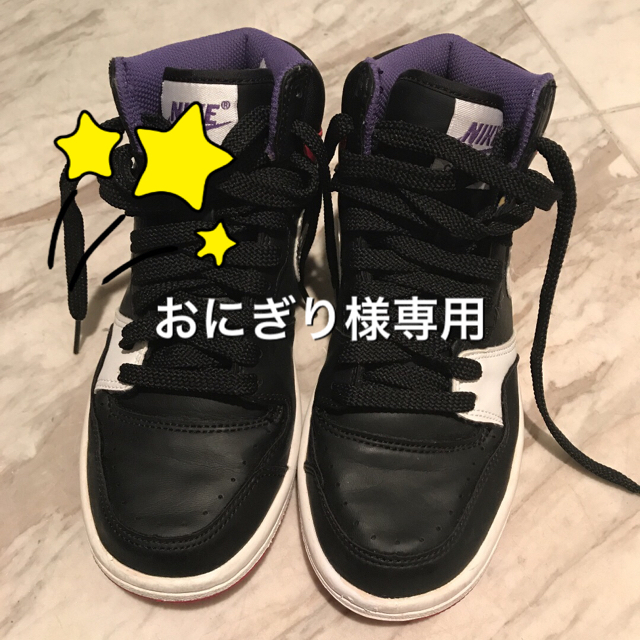 NIKE(ナイキ)の【美品】NIKE ナイキ COURT FORCE HI BASIC 23cm レディースの靴/シューズ(スニーカー)の商品写真