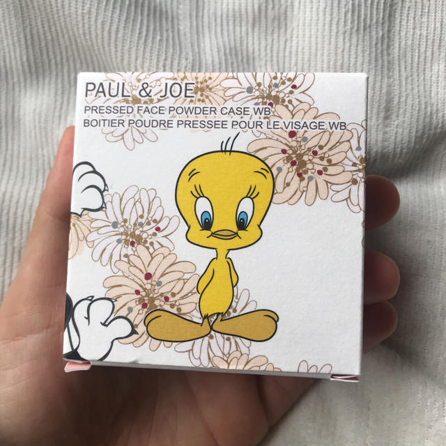 PAUL & JOE(ポールアンドジョー)のPaul & JOE プレストフェイスパウダーケース コスメ/美容のベースメイク/化粧品(フェイスパウダー)の商品写真