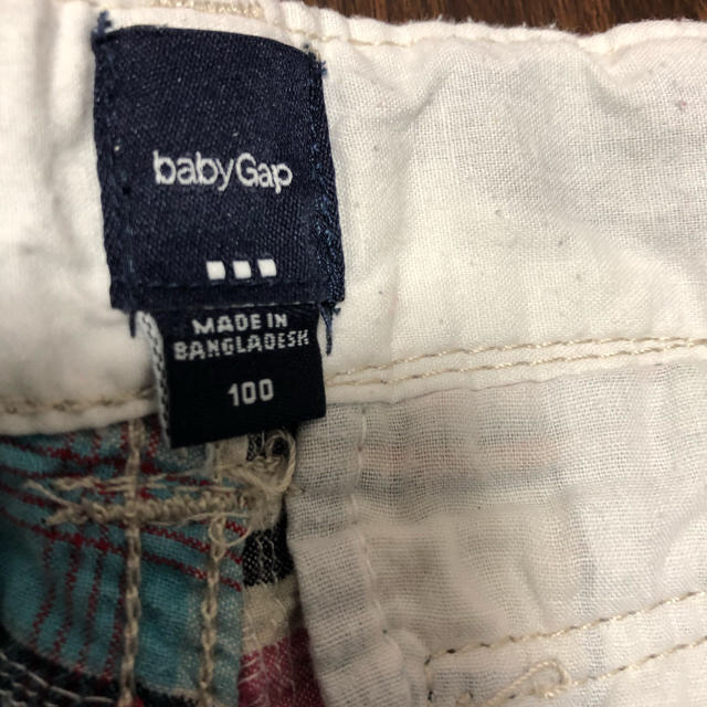 babyGAP(ベビーギャップ)のbaby GAP ハーフパンツ 100サイズ キッズ/ベビー/マタニティのキッズ服男の子用(90cm~)(パンツ/スパッツ)の商品写真