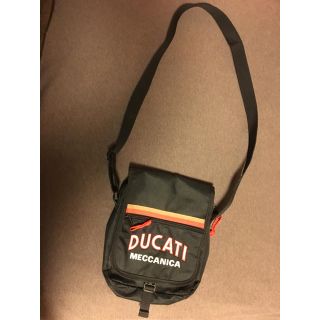 ドゥカティ(Ducati)のDUCATIショルダーバッグ(ショルダーバッグ)