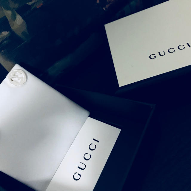 Gucci(グッチ)のGUCCI ピアス 片耳のみ出品 メンズのアクセサリー(ピアス(片耳用))の商品写真