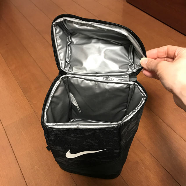 NIKE(ナイキ)のナイキ  保温バック インテリア/住まい/日用品のキッチン/食器(弁当用品)の商品写真