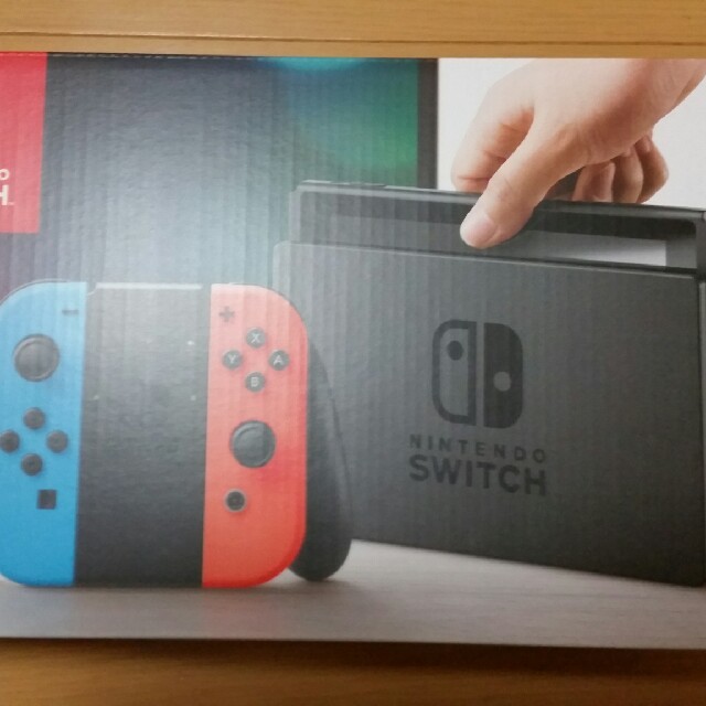 ニンテンドースイッチ　ネオン