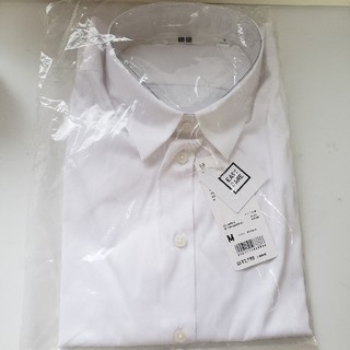 ユニクロ(UNIQLO)の白ワイシャツ　レディースM ユニクロ(シャツ/ブラウス(長袖/七分))