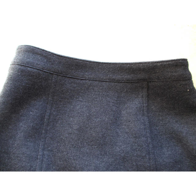 M-premier(エムプルミエ)の美品Mプルミエ　グレータイトスカート♪ レディースのスカート(ひざ丈スカート)の商品写真