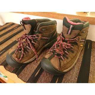 キーン(KEEN)の【送料込】KEENターギーⅡミッド防水ハイキングシューズ(その他)