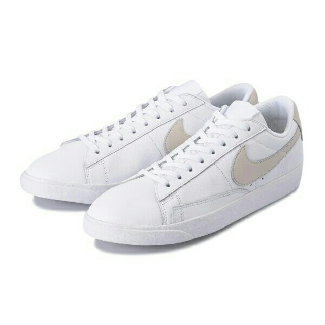 最値!新品!ﾅｲｷNIKE BLAZER LOW高級ﾚｻﾞｰｽﾆｰｶｰ 28