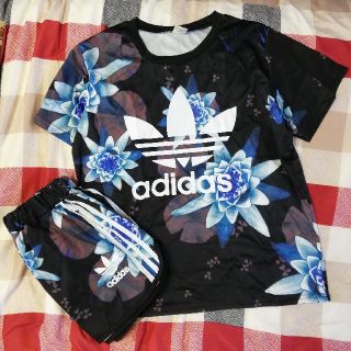 アディダス(adidas)のadidas 黒×花 上下(その他)