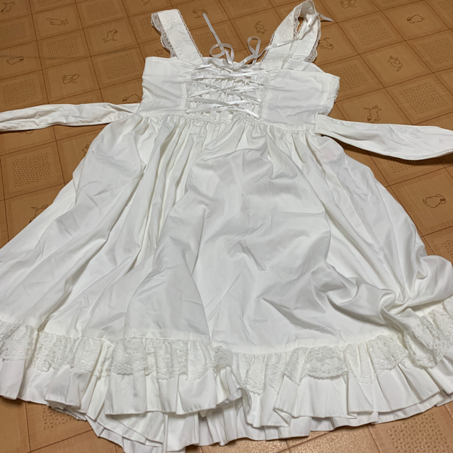 BODYLINE(ボディライン)のBODYLINE JSK ワンピース 白 ロリィタ ロリータ レディースのワンピース(ひざ丈ワンピース)の商品写真