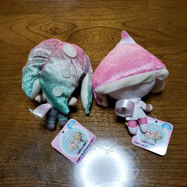スプラトゥーンサンリオコラボ ヒメ イイダ マスコット ぬいぐるみ テンタクルズ