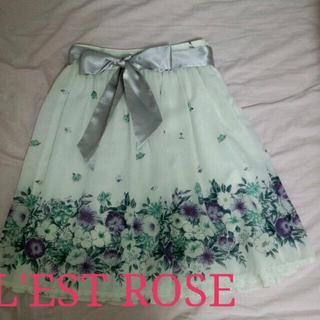レストローズ(L'EST ROSE)のレストローズ　花柄スカート(ひざ丈スカート)