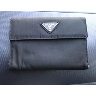 プラダ(PRADA)のプラダ財布(折り財布)