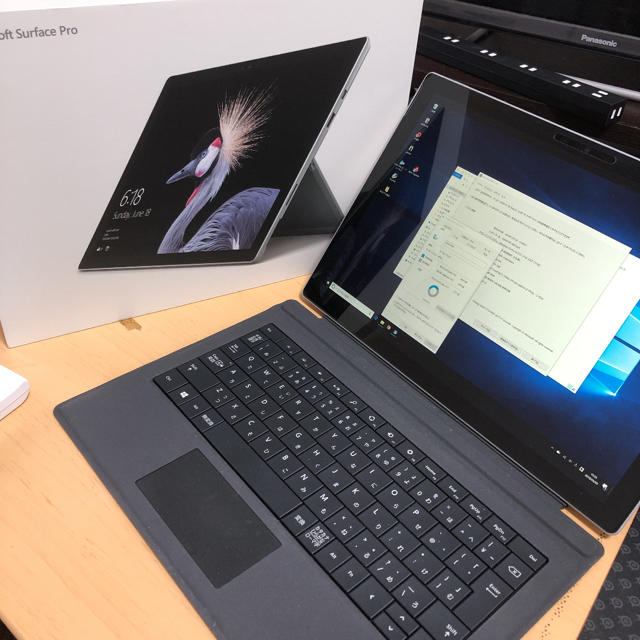 surface pro 2017年モデル オフィス・タイプカバー・保護シート付き