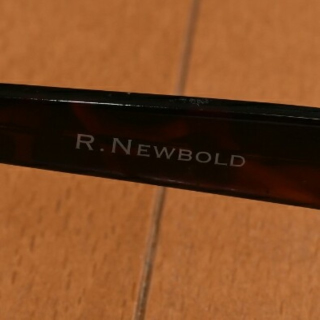 R.NEWBOLD(アールニューボールド)の伊達メガネ  R.Newbold レディースのファッション小物(サングラス/メガネ)の商品写真