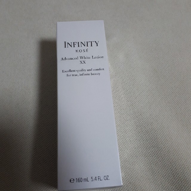 Infinity(インフィニティ)のインフィニティアドバンストホワイト化粧水本体 コスメ/美容のスキンケア/基礎化粧品(化粧水/ローション)の商品写真