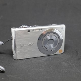 パナソニック(Panasonic)の【中古】Panasonic デジタルカメラ LUMIX DMC-FH5 シルバー(コンパクトデジタルカメラ)