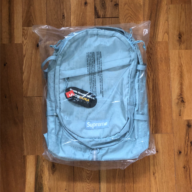 Supreme(シュプリーム)のTHE FLAME様専用　Supreme Backpack ICEBLUE メンズのバッグ(バッグパック/リュック)の商品写真