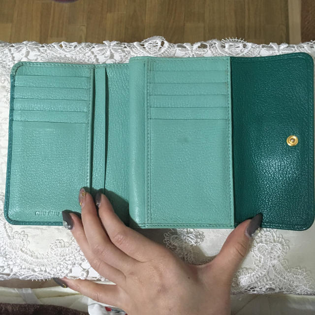 miumiu(ミュウミュウ)の専用 ミュウミュウ 財布 三つ折り リボン グリーン レディースのファッション小物(財布)の商品写真