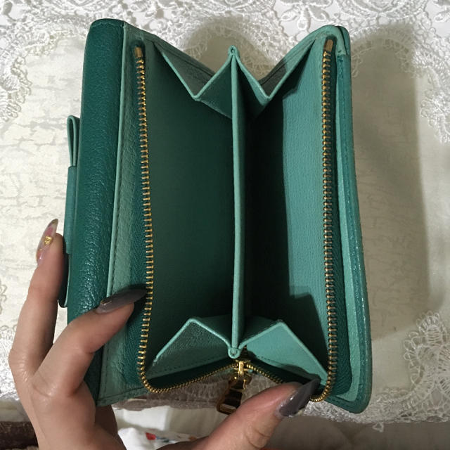 miumiu(ミュウミュウ)の専用 ミュウミュウ 財布 三つ折り リボン グリーン レディースのファッション小物(財布)の商品写真
