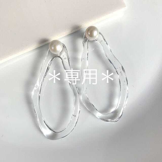 淡水パール×クリアチューブフープ ピアス／イヤリング ハンドメイドのアクセサリー(ピアス)の商品写真