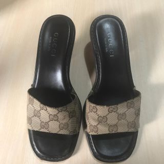 グッチ(Gucci)のGUCCI サンダル(サンダル)