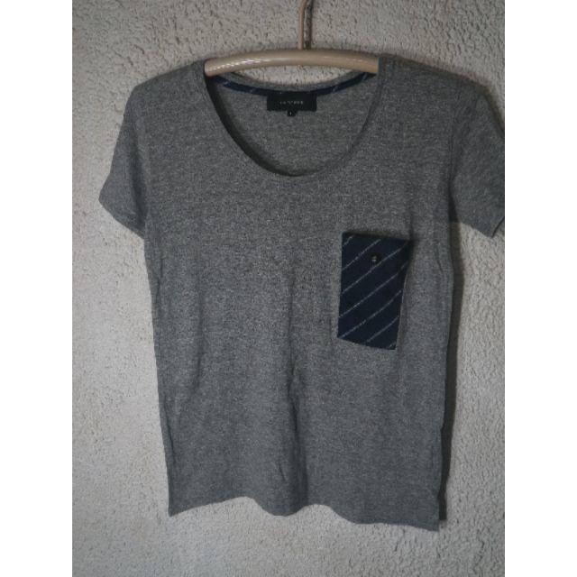 SHIPS JET BLUE(シップスジェットブルー)の3273　シップス　胸ポケット付き　デザイン　tシャツ　人気 レディースのトップス(Tシャツ(半袖/袖なし))の商品写真