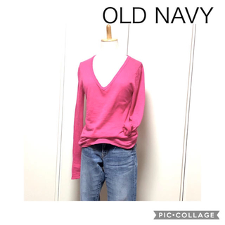 オールドネイビー(Old Navy)のOLD NAVYフューシャ コットンVネックセーター(ニット/セーター)
