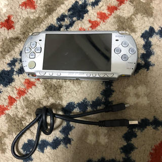 プレイステーション(PlayStation)のPSP2000 送料無料 (携帯用ゲーム機本体)