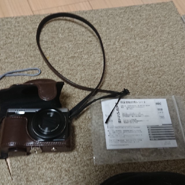 Panasonic(パナソニック)のTZ85ケース付き スマホ/家電/カメラのカメラ(コンパクトデジタルカメラ)の商品写真