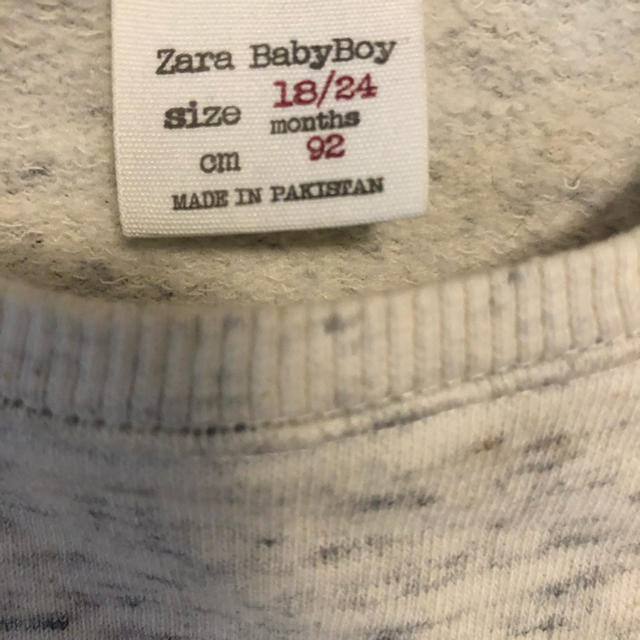 ZARA KIDS(ザラキッズ)のzara トレーナー キッズ/ベビー/マタニティのキッズ服男の子用(90cm~)(Tシャツ/カットソー)の商品写真