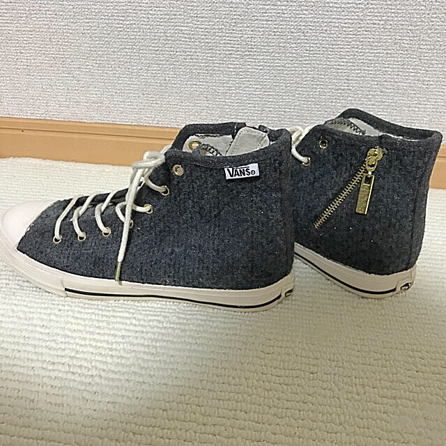 VANS(ヴァンズ)のVANSスニーカー　バンズスニーカー　24cm レディースの靴/シューズ(スニーカー)の商品写真