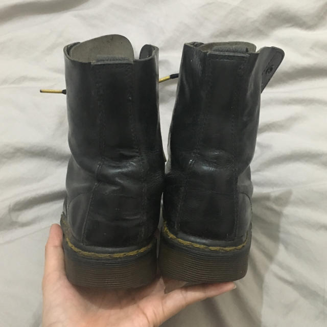 Dr.Martens(ドクターマーチン)の古着Dr.Martensマーチン8ホールブーツ/23/黒ブラック/送込！ レディースの靴/シューズ(ブーツ)の商品写真