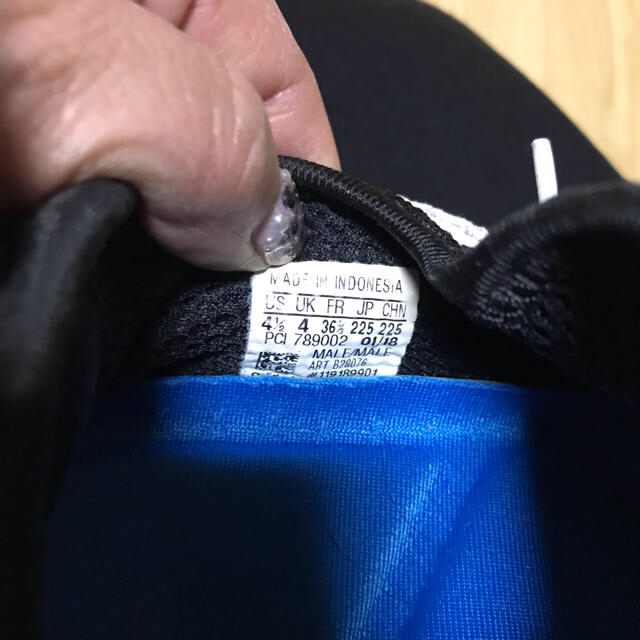adidas(アディダス)のadidas 22.5 レディースの靴/シューズ(スニーカー)の商品写真