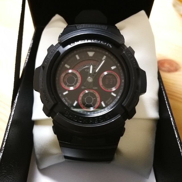 G-SHOCK(ジーショック)の【絶版品】G-SHOCK マットブラックレッドアイ AW-591ML-1AJF メンズの時計(腕時計(デジタル))の商品写真