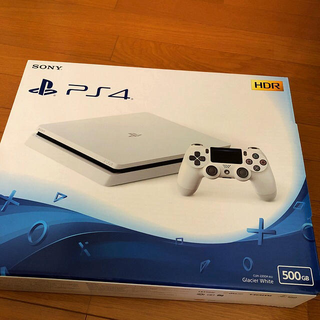 PlayStation(プレイステーション)のPlayStation4 エンタメ/ホビーのゲームソフト/ゲーム機本体(家庭用ゲーム機本体)の商品写真