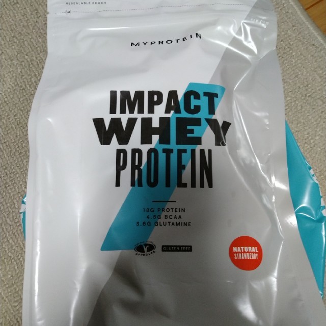 MYPROTEIN(マイプロテイン)のマイプロテイン1kg, ナチュラルストロベリー 食品/飲料/酒の健康食品(プロテイン)の商品写真