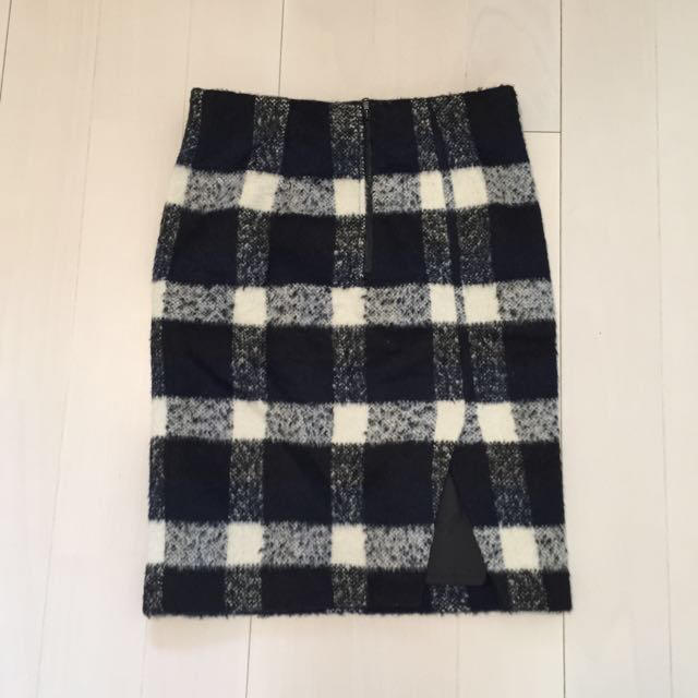 MERCURYDUO(マーキュリーデュオ)のMERCURYDUO/タイトスカート レディースのスカート(ひざ丈スカート)の商品写真