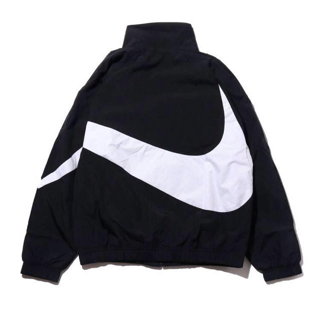NIKE(ナイキ)の黒 XLサイズ Nike WOVEN JACKET ウーブンジャケット メンズのジャケット/アウター(ナイロンジャケット)の商品写真