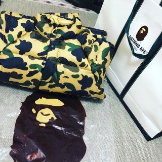 アベイシングエイプ(A BATHING APE)のAPE ダウンジャケット(ダウンジャケット)