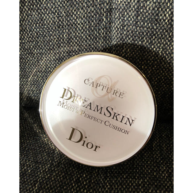 Dior(ディオール)のdior クッションファンデ ケースのみ コスメ/美容のベースメイク/化粧品(ファンデーション)の商品写真