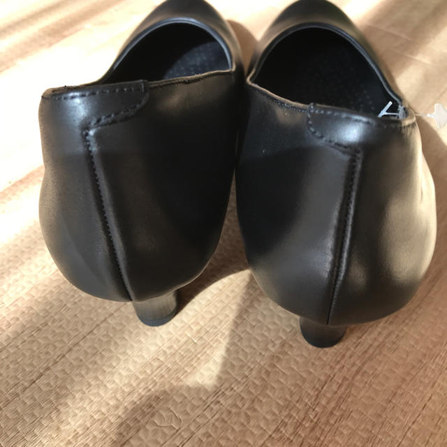黒のパンプス 23センチ レディースの靴/シューズ(ハイヒール/パンプス)の商品写真