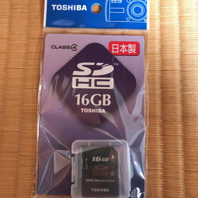 東芝(トウシバ)のしほり様専用☆最終値下げ☆SDHCカード16GB 2個セット スマホ/家電/カメラのPC/タブレット(PC周辺機器)の商品写真