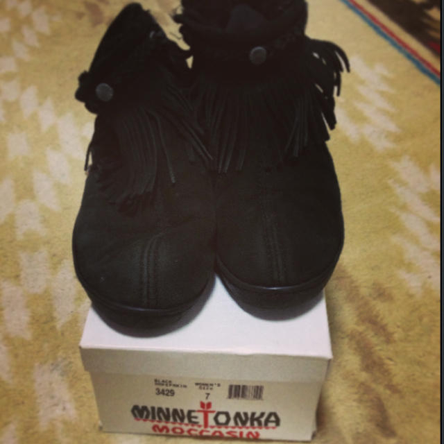 Minnetonka(ミネトンカ)のミネトンカ SHEEPSKIN♡ レディースの靴/シューズ(ブーツ)の商品写真