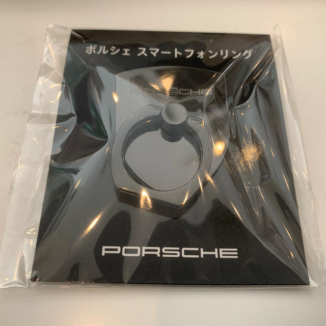 Porsche(ポルシェ)の送料込み ポルシェ スマートフォンリング 非売品 箱付き スマホ/家電/カメラのスマホアクセサリー(モバイルケース/カバー)の商品写真